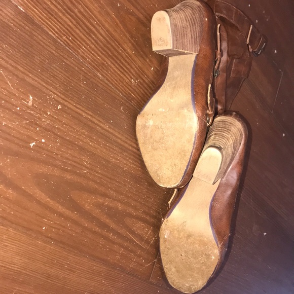 Adorable pair of pre owned boots - Picture 4 of 8